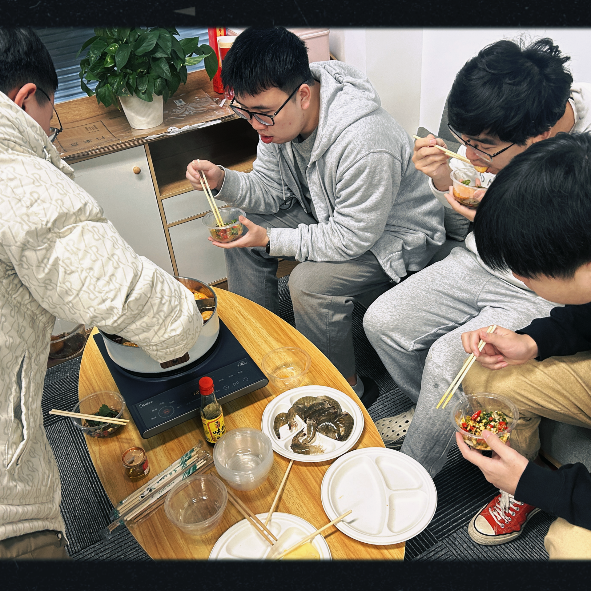 8601199f57c81fcd417f793f51e4bbc