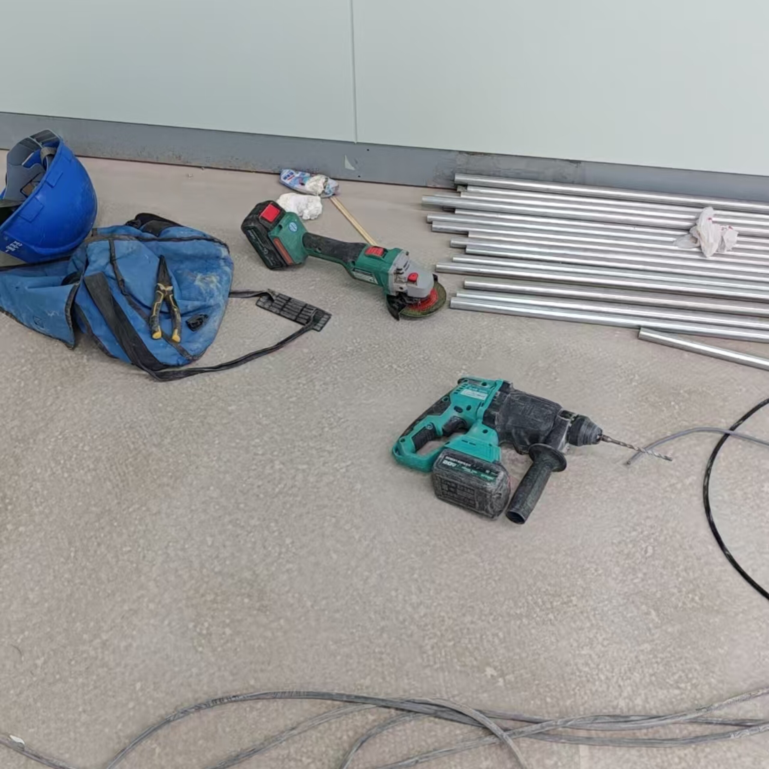 eb0989b782c5f73e1193f2486de85e2